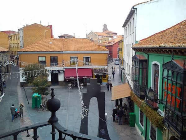 Hostal San Martin Leon Exterior photo
